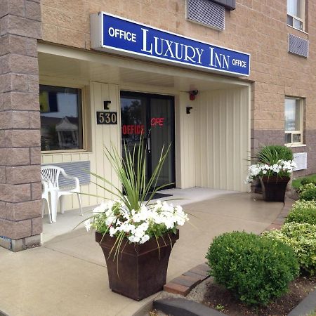 Luxury Inn Collingwood Exterior photo